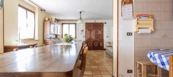 5 bedrooms House in Portogruaro, Italy No. 172592 15