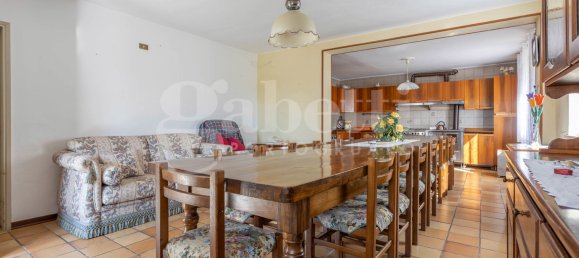 5 bedrooms House in Portogruaro, Italy No. 172592 7