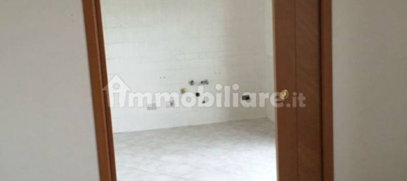 Пентхаус с 2 спальнями в Латина, Италия № 120270 4