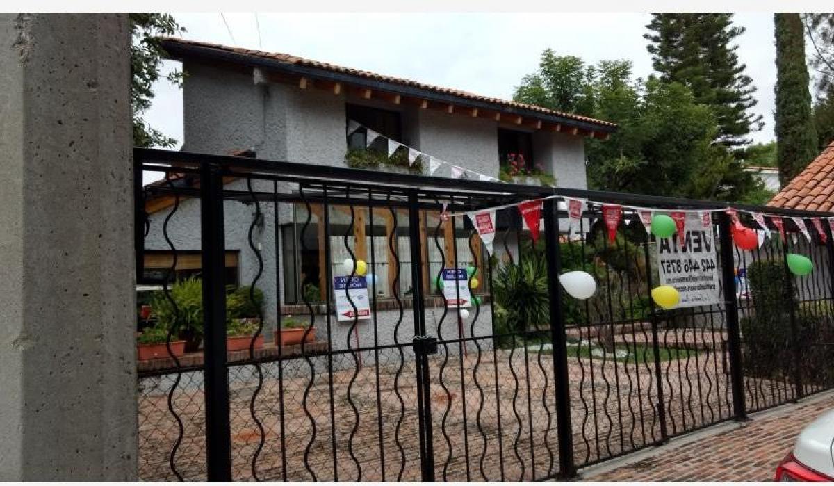 Casa de 3 dormitorios en Querétaro, Mexico No. 167950