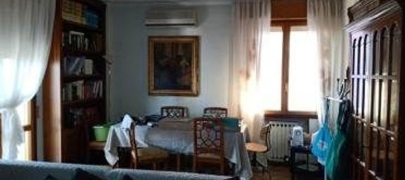 7-Zimmer Wohnung in Modena, Italy, Nr. 98088 3