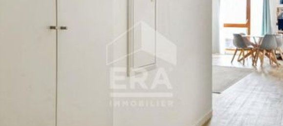 Apartamento de 2 dormitorios en Montreuil, France No. 358506 7