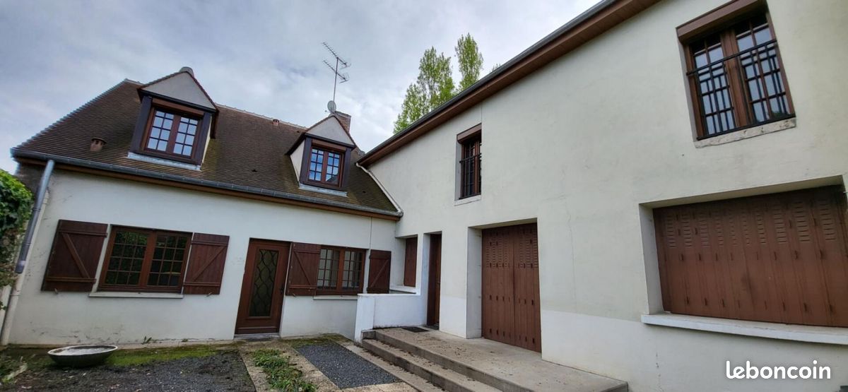 4 Schlafzimmer Stadthaus in Ferrieres-en-Gatinais, France, Nr. 88548