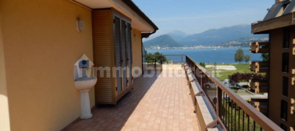 1 bedroom Penthouse in Laveno-Mombello, Italy No. 380023 8