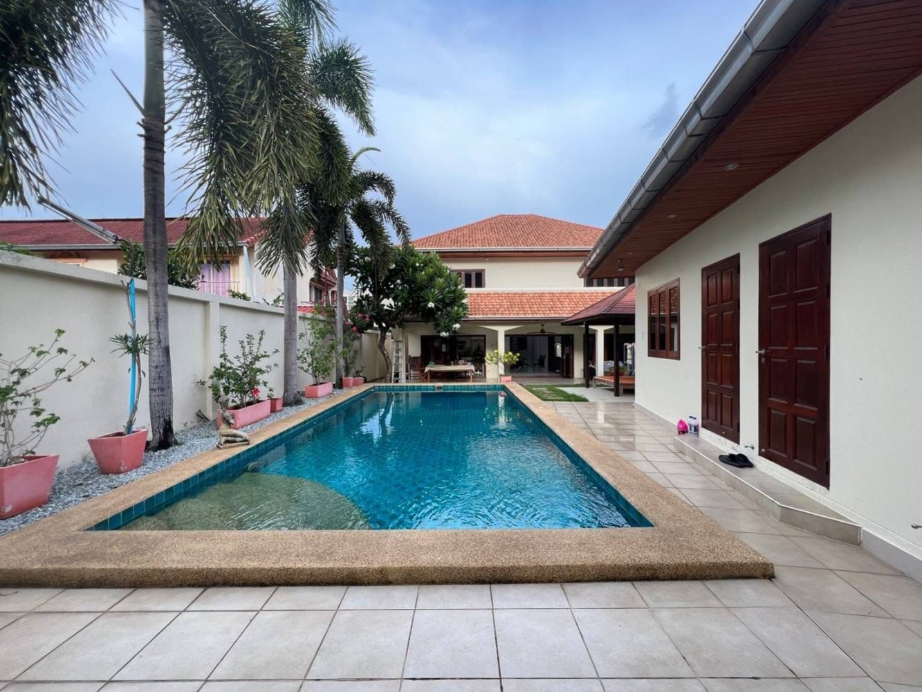 Вилла с 5 спальнями в Паттайя, Таиланд № 67271