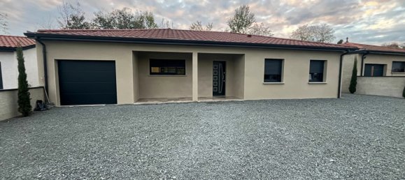 Casa de 3 dormitorios en Briennon, France No. 266499 9