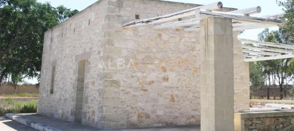 Villa de 8 dormitorios en Lecce, Italy No. 722 8