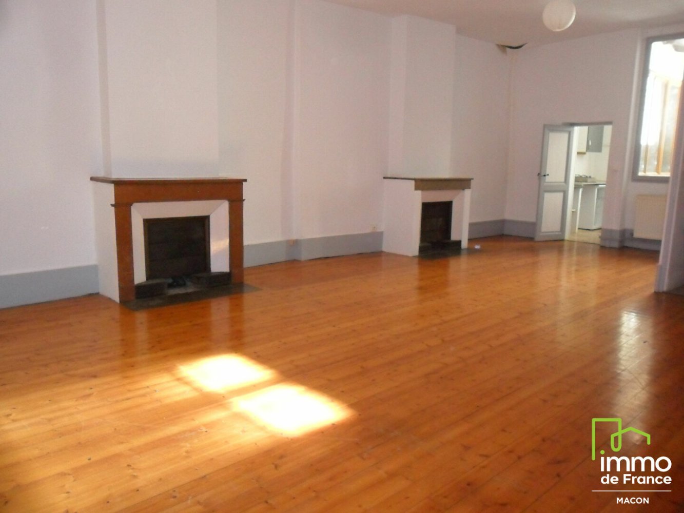 Studio in Macon, France No. 205396