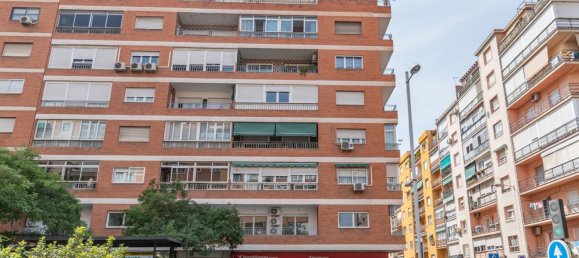 2 bedrooms Apartment in Granada, Spain No. 166631 3