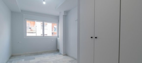 2 bedrooms Apartment in Granada, Spain No. 166631 13