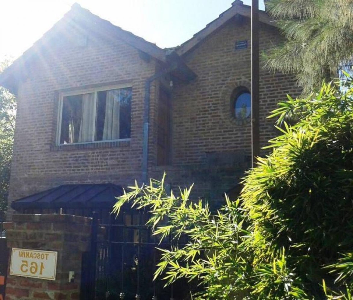 3 bedrooms House in Tigre, Argentina No. 54461