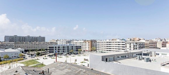 4 bedrooms Apartment in Matosinhos, Portugal No. 112742 3