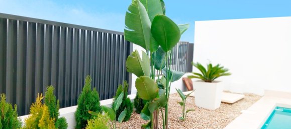 3 bedrooms House in Los Balcones, Spain No. 13451 5