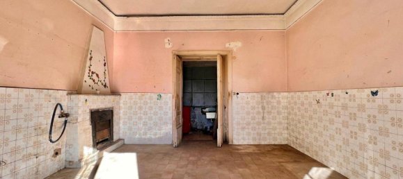 3-salle Appartement à Giugliano in Campania, Italy No. 19327 18