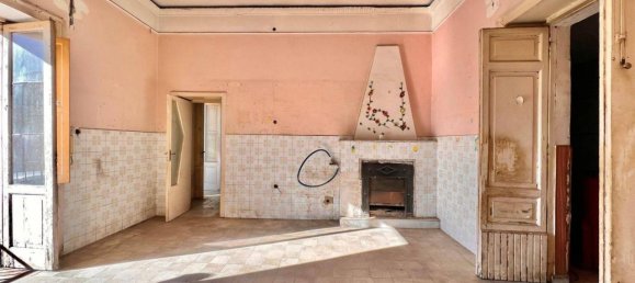 3-salle Appartement à Giugliano in Campania, Italy No. 19327 20