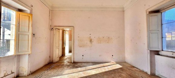 3-salle Appartement à Giugliano in Campania, Italy No. 19327 15