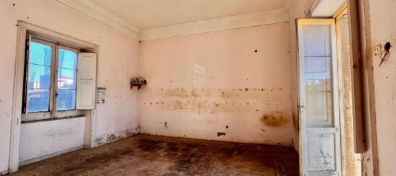 3-salle Appartement à Giugliano in Campania, Italy No. 19327 8