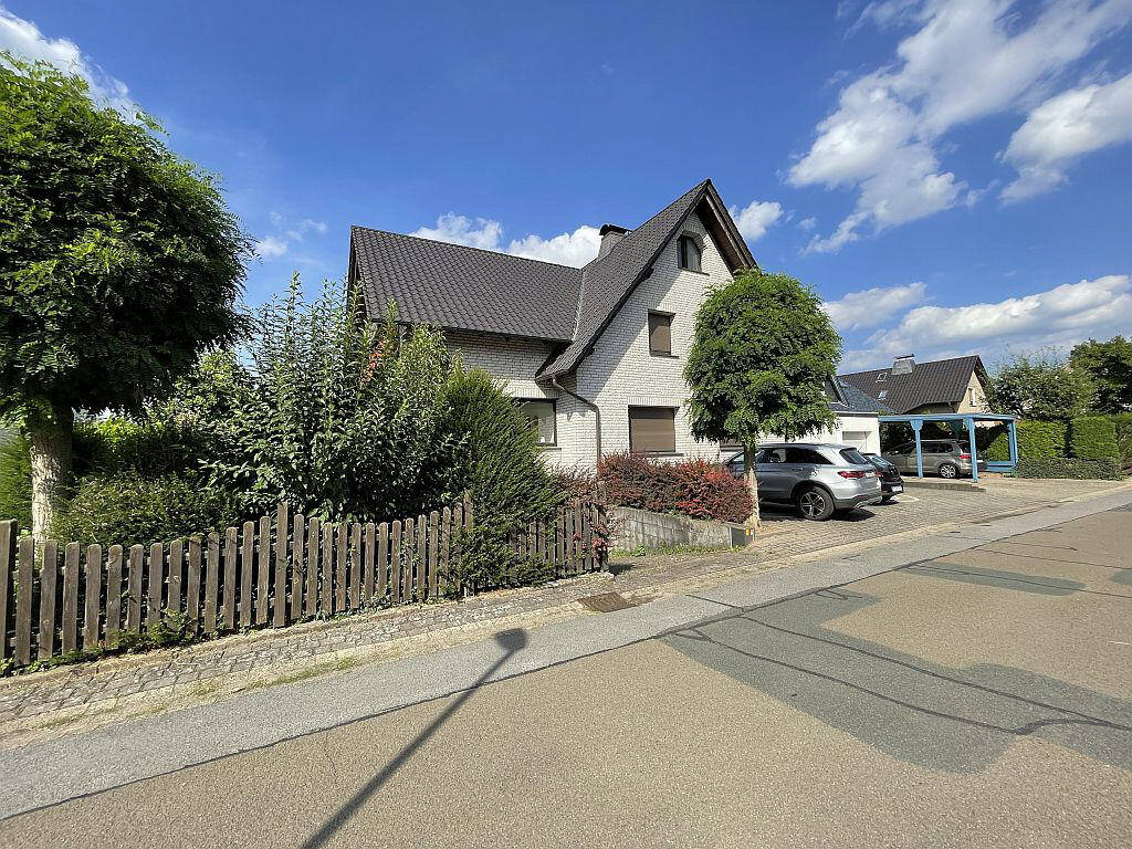 Apartamento de 6 divisões em Minden-Lubbecke, Germany N.º 136010