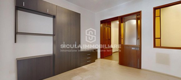 4 chambres Appartement à Palermo, Italy No. 378383 3