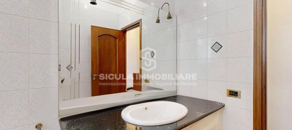 4 chambres Appartement à Palermo, Italy No. 378383 18