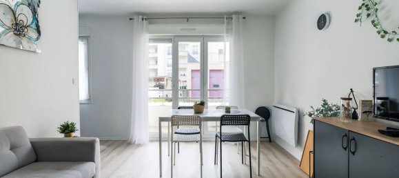 Estudio en Nancy, France No. 72845 2