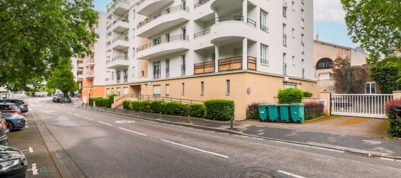 Estudio en Nancy, France No. 72845 12