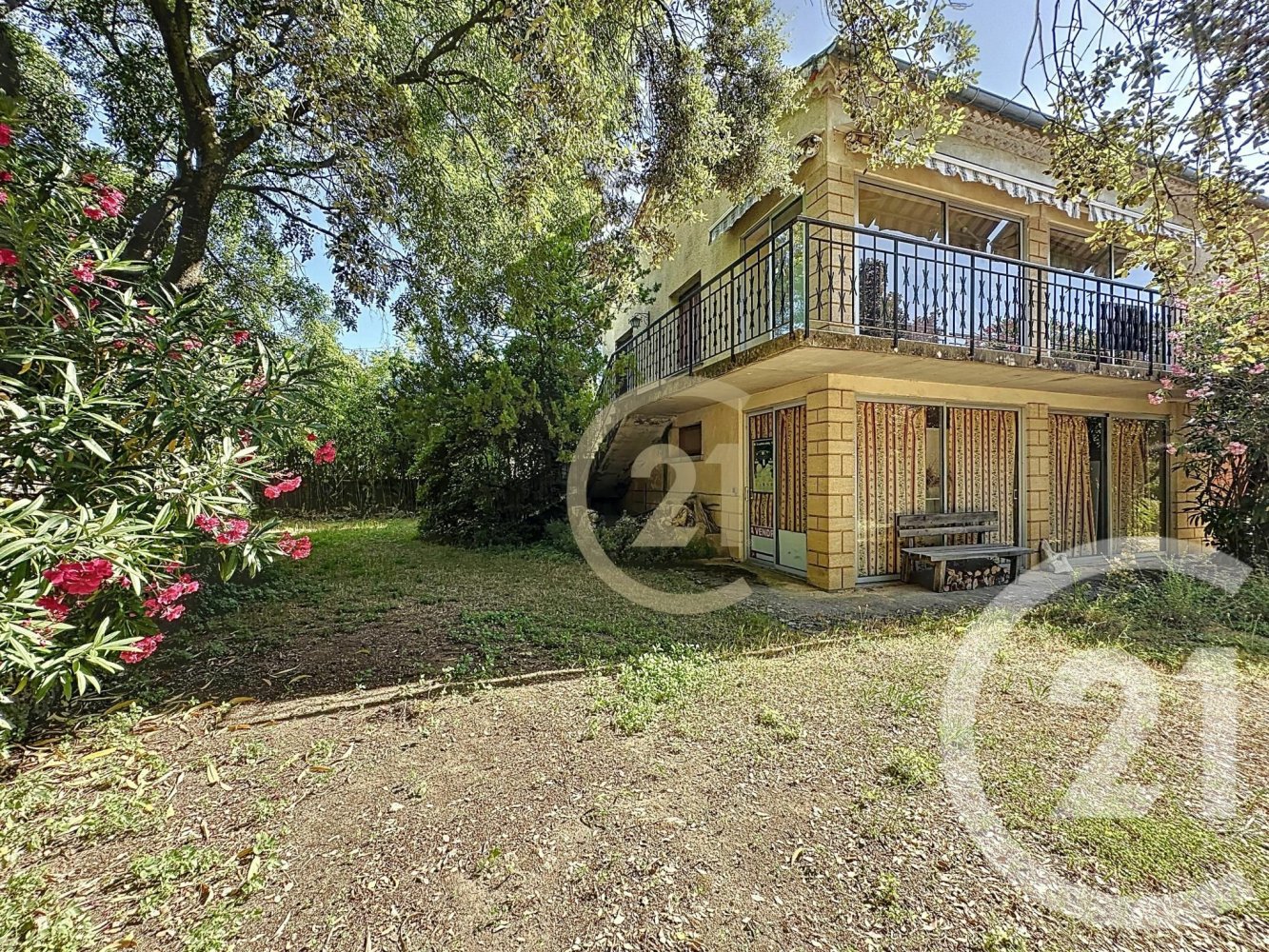 3 غرف نوم فيلا في Uzes, France رقم 297660