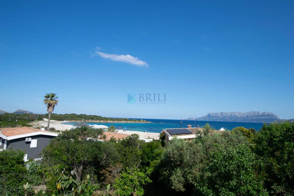 3 bedrooms Villa in Olbia, Italy No. 326962
