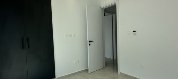 2 bedrooms Apartment for sale in Limassol, Cyprus № 26796 9