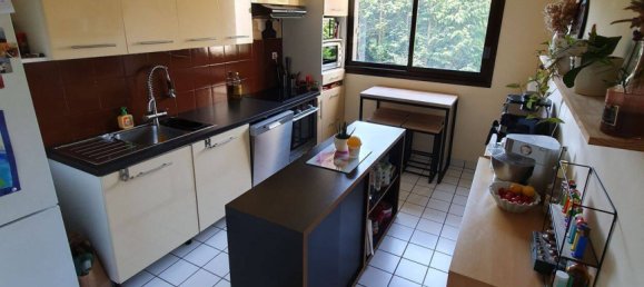 3 chambres Appartement à Verneuil-sur-Seine, France No. 328688 2