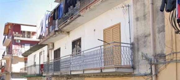 4 rooms Apartment in Catania, Italy No. 51166 3