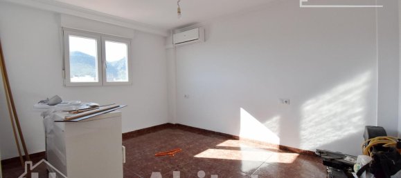 Apartamento de 3 dormitorios en València, Spain No. 119459 20