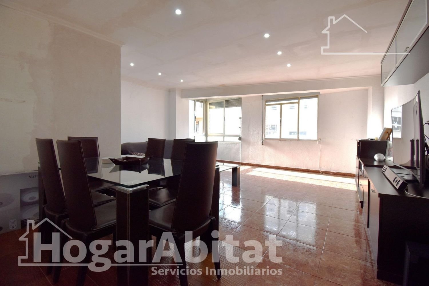 3 bedrooms Apartment in Valencia, Spain No. 119459
