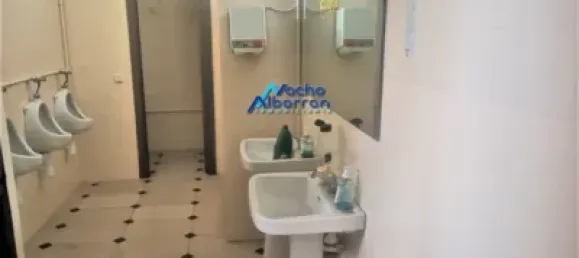 770m² Commercial property in Badajoz, Spain No. 153907 18