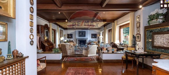 5 bedrooms Villa in Rome, Italy No. 58082 6