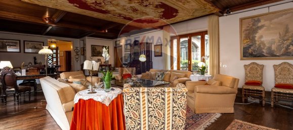 5 bedrooms Villa in Rome, Italy No. 58082 7