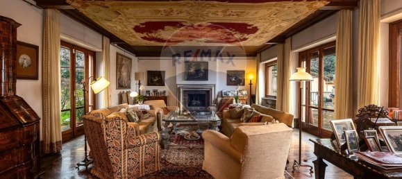 5 bedrooms Villa in Rome, Italy No. 58082 2