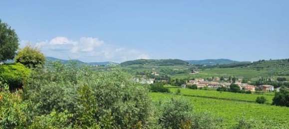 2 bedrooms Villa in San Pietro in Cariano, Italy No. 283764 21