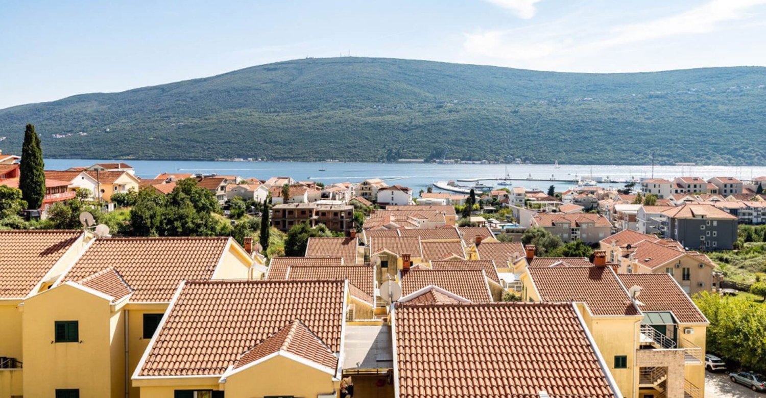 2 bedrooms Apartment in Herceg Novi, Montenegro No. 349