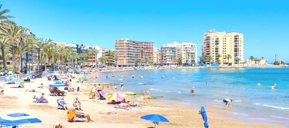 Apartamento T3 em Torrevieja, Spain N.º 170245 2