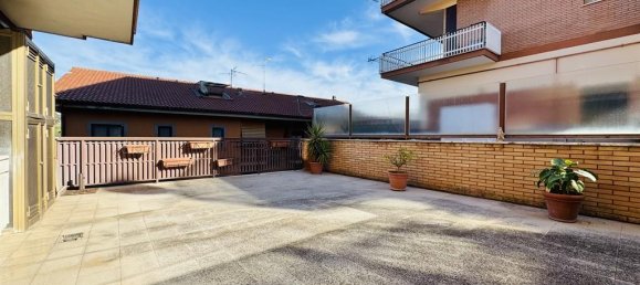 3 rooms Apartment in Marino, Italy No. 147657 13