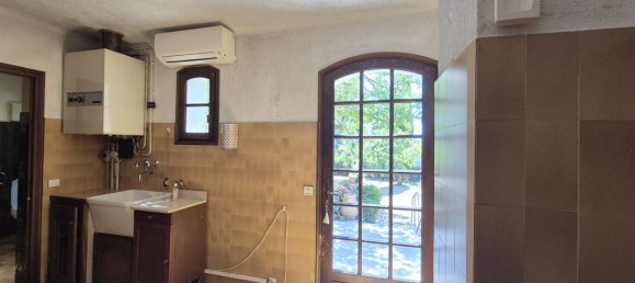 2 bedrooms Villa in Regusse, France No. 334842 5