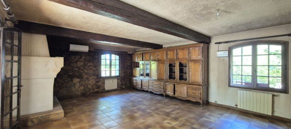 2 bedrooms Villa in Regusse, France No. 334842 2