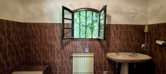 2 bedrooms Villa in Regusse, France No. 334842 8