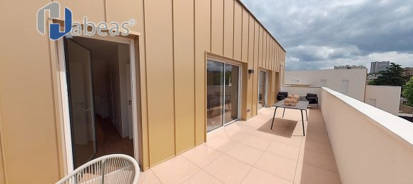 3 Schlafzimmer Penthouse in Rhone, France, Nr. 297434 3