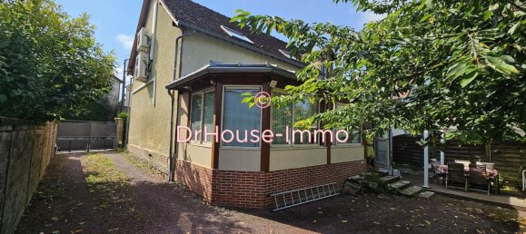 Casa de 4 dormitorios en Saint-Andre-les-Vergers, France No. 52387 12