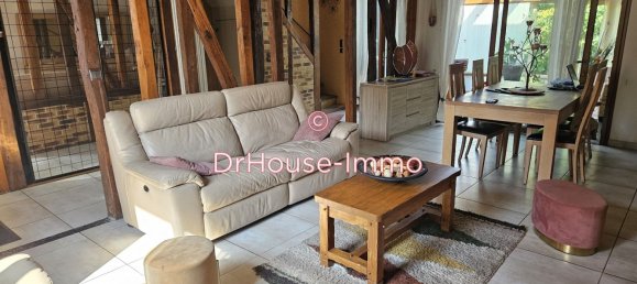 Casa de 4 dormitorios en Saint-Andre-les-Vergers, France No. 52387 3