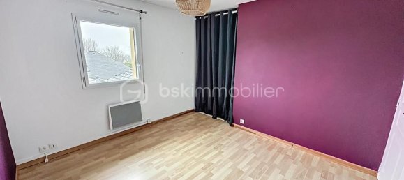 Casa de 8 dormitorios en Saint-Urbain, France No. 286194 13