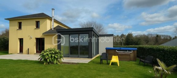 Casa de 8 dormitorios en Saint-Urbain, France No. 286194 2