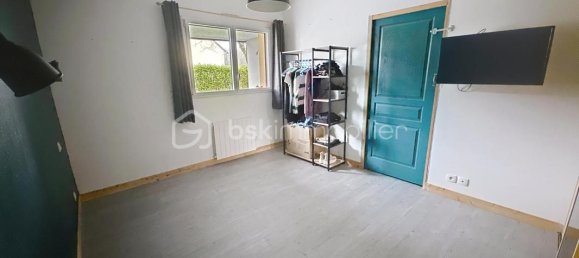 Casa de 8 dormitorios en Saint-Urbain, France No. 286194 16